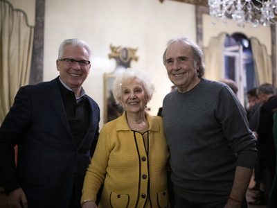 La presidenta de las Abuelas de la Plaza de Mayo fue homenajeada en España