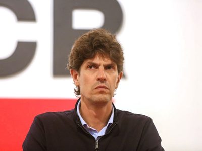 Tras el rechazo del DNU, líderes de la UCR se distanciaron de Lousteau y firmaron un comunicado
