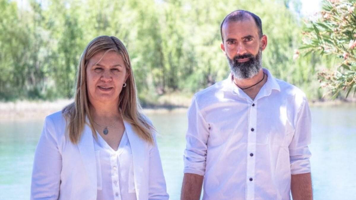 La intendente de Plottier, Gloria Ruiz, junto al concejal por Evolución Matías Ramos. Fuente: (Facebook)