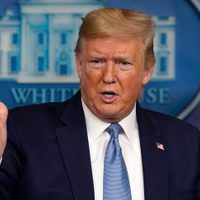 Trump anuncia cierre en la frontera con Canadá al 'tráfico no esencial”