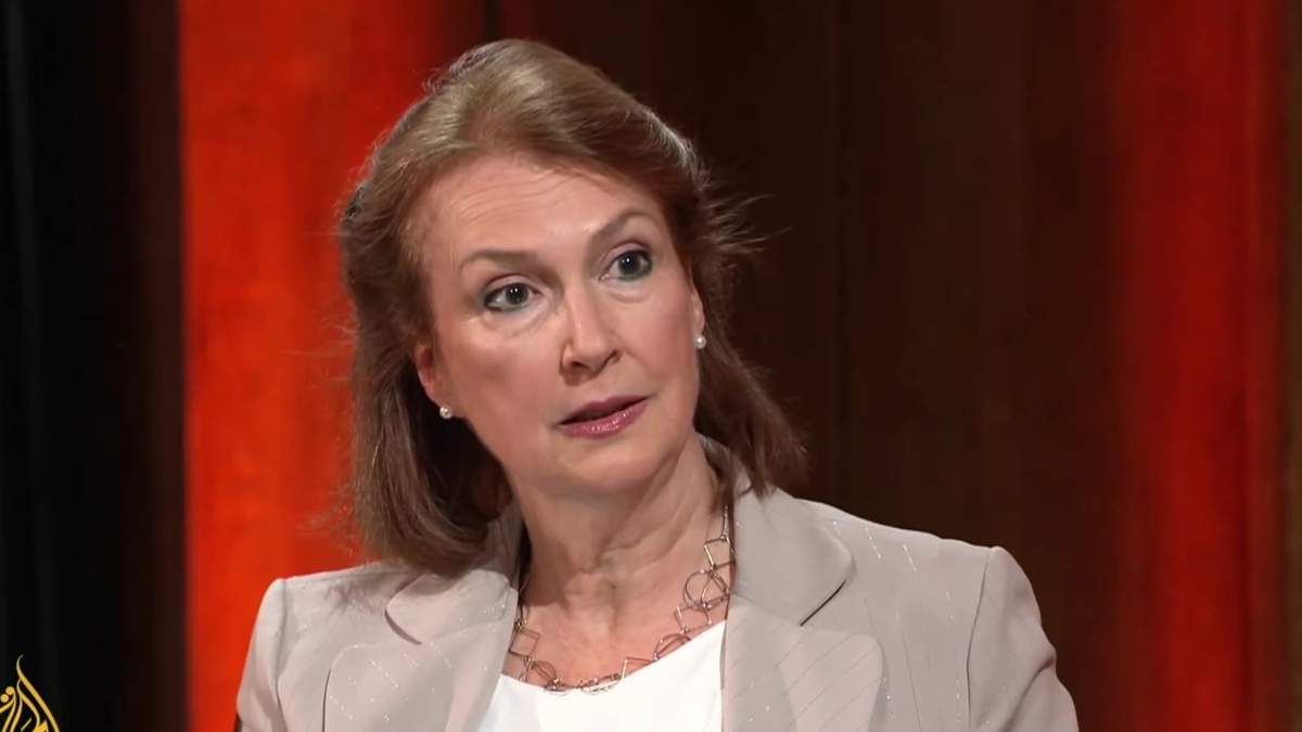 Mondino, sobre Milei: “Es muy inteligente o es corrupto”