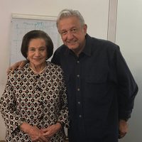 AMLO e Ifigenia Martínez dialogan sobre 'la urgente necesidad de que la izquierda gobierne el país"