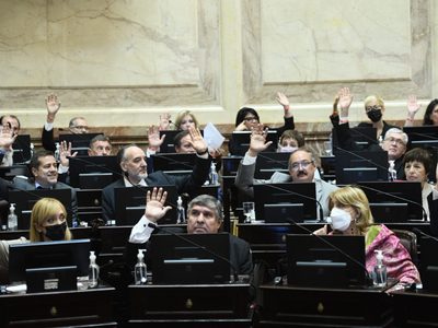 El Senado aprobó, por unanimidad, dos proyectos en el marco tributario