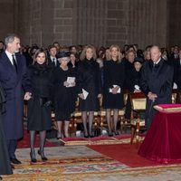 Es mayor que Leonor: la hija que conmociona a la familia del Rey Felipe