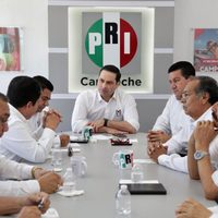 Ernesto Castillo y Fabiola Zavala renuncian a la presidencia y secretaría general del PRI en Campeche