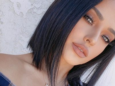 ¡Natural! Becky G dejó ver un poco más antes de dormir y colapsó Instagram
