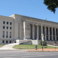 La UBA declaró la emergencia salarial de todos sus trabajadores y peligra el próximo semestre
