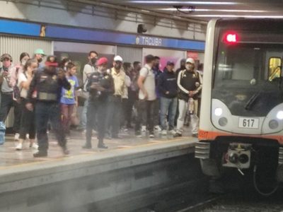 Difunden video del momento exacto en que Celia fue aventada a las vías del Metro Hidalgo