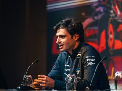 Carlos Sainz no tiene grandes expectativas con Williams en 2025
