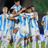 La Selección argentina goleó a Australia con golazo de Santino Andino
