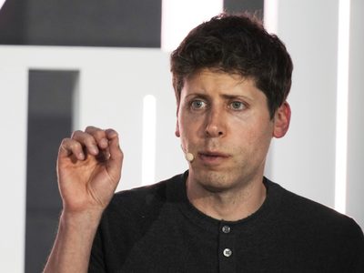 CEO de OpenAI sugiere que organismo internacional supervise la inteligencia artificial