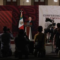 Estos fueron los principales temas de la conferencia mañanera de AMLO del 12 de agosto (Video)