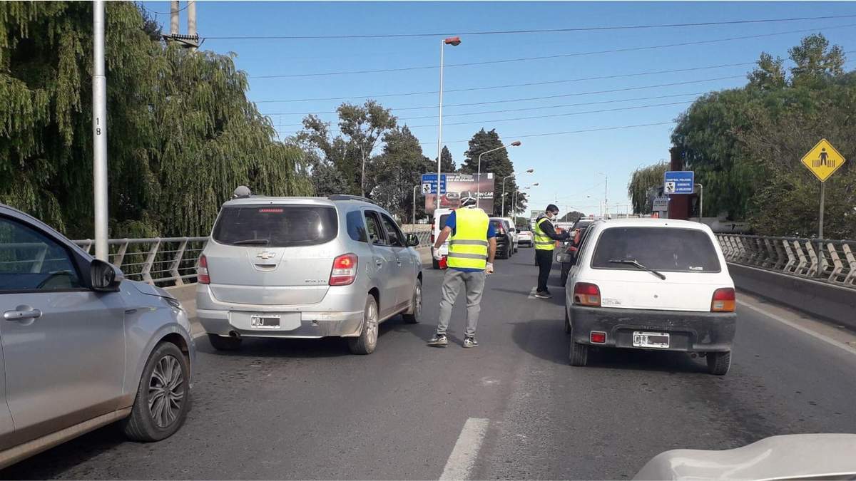 Atascamiento en el Tercer Puente. Fuente: (Twitter)