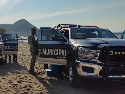 Hallan a tres hombres y una mujer ejecutados en Manzanillo