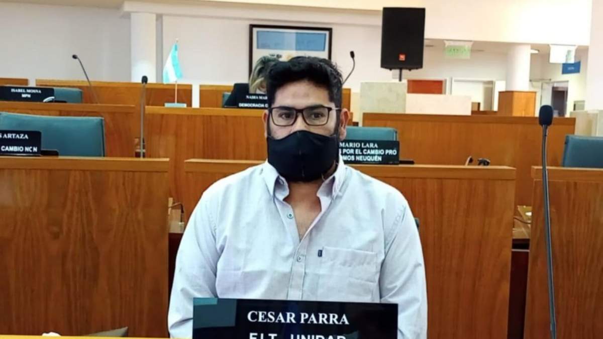 Cesar Parra, concejal del Frente de Izquierda Unidad. Fuente: (Twitter)