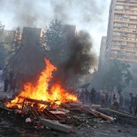 Miles de personas se concentran en Chile para conmemorar primer año de estallido social