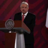 AMLO dice que quienes votaron por Calderón deben pedir perdón