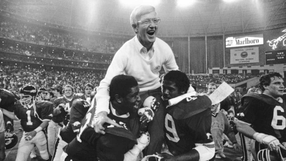 Lou Holtz