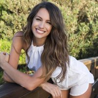 Pampita deslumbra con la prenda que es el must have de la próxima temporada: aprendé cómo usarlo