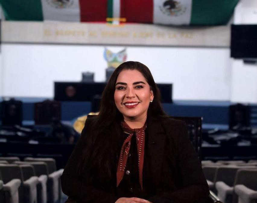 La diputada morenista Alhely Medina, quien tiene una órden de aprehensión en su contra por el delito de abuso sexual contra dos menores de edad en Zimapán, Hidalgo