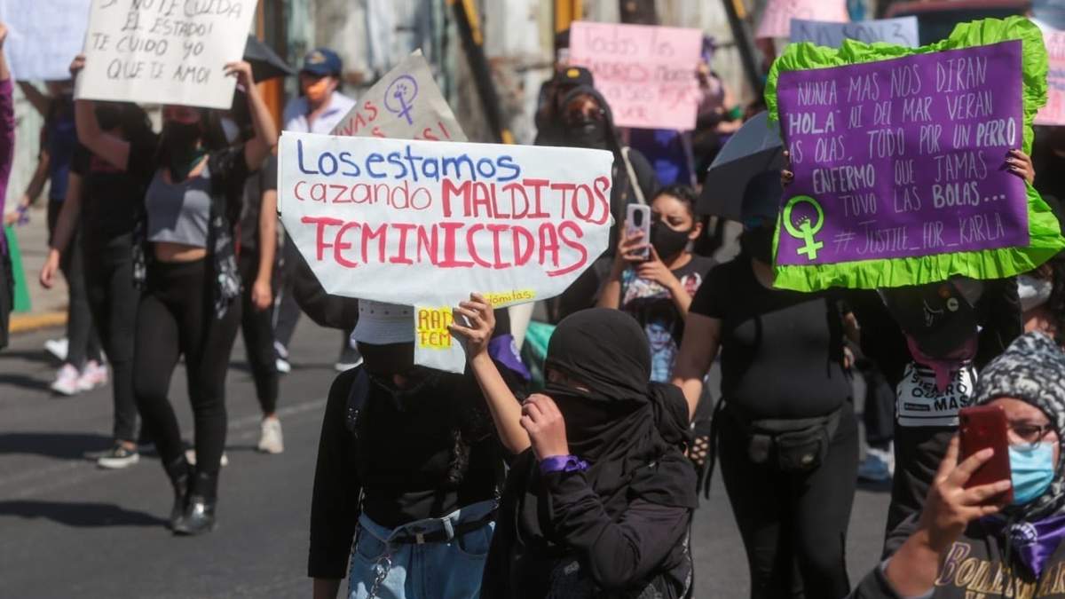 Protesta en Toluca por feminicidios