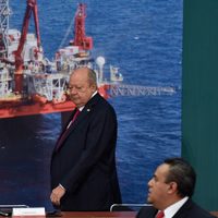 Romero Deschamps… 'el cabrón que saqueó al país”