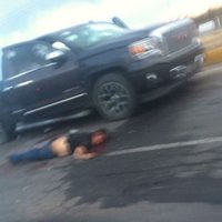 Balacera en Chihuahua deja ocho civiles muertos y cuatro policías heridos (Videos)