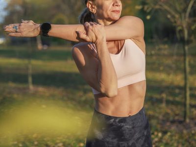 Ahorrá la cuota del gimnasio: el ejercicio clave para bajar la panza desde casa en pocos minutos