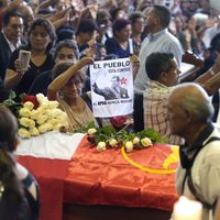 Familiares y seguidores despiden a Alan García; el viernes será sepultado