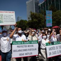 Gobierno de AMLO debe garantizar tratamientos médicos: Corte