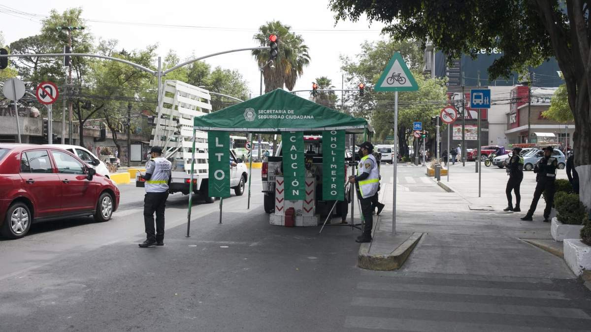 Una estación del alcoholímetro en Avenida Revolución