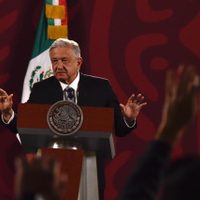AMLO reprocha forma en que catearon casa de "Alito": "No estoy de acuerdo con el procedimiento"