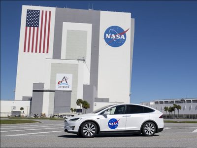 NASA busca estudiantes para diseñar y probar "rovers" que explorarán la Luna y Marte