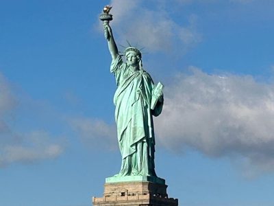 Político francés pide que EU devuelva la Estatua de la Libertad; así respondió la Casa Blanca