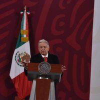 AMLO informa que acordó con EU financiar a CFE para construir plantas solares en Sonora