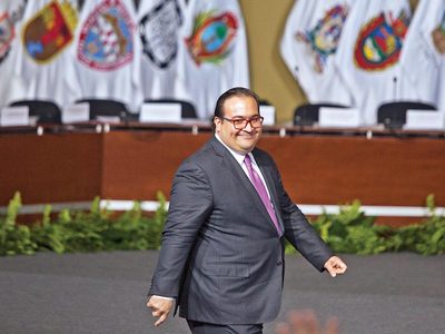 Vuelven los reflectores a Javier Duarte, ahora por desaparición forzada
