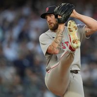 Como un as de antaño, Crochet lleva a Medias Rojas a triunfo 3-1 ante Yankees en inicio de playoffs