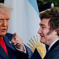 El Gobierno vuelve a Washington para avanzar en la segunda revisión del acuerdo con el FMI