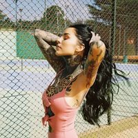 A tono con el verano: la foto de Cande Tinelli frente al espejo que se ganó todos los likes