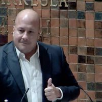 Alfaro insiste en llevar a cabo una consulta sobre el pacto fiscal