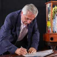 Alberto Fernández: "Hay que desaparecer los corruptos enquistados en el Estado"
