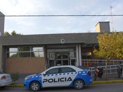 Un delincuente robó una moto y lo atraparon a las pocas cuadras