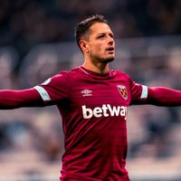 Chicharito, en la mira del Valencia