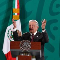 López Obrador considera una "inmundicia" la supuesta actividad delictiva del Rey Juan Carlos
