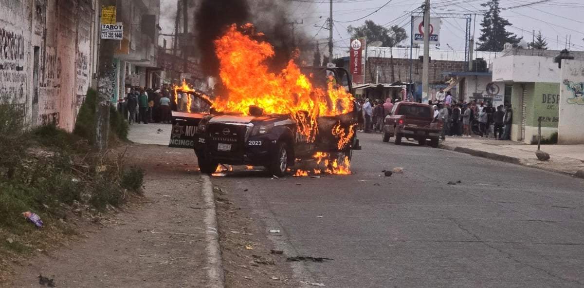 Operativo fallido y autos incendiados