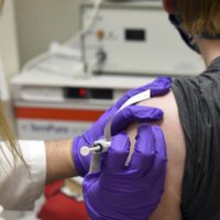 Coronavirus: a la espera de la vacuna, el Gobierno sumará 10 mil voluntarios para la campaña