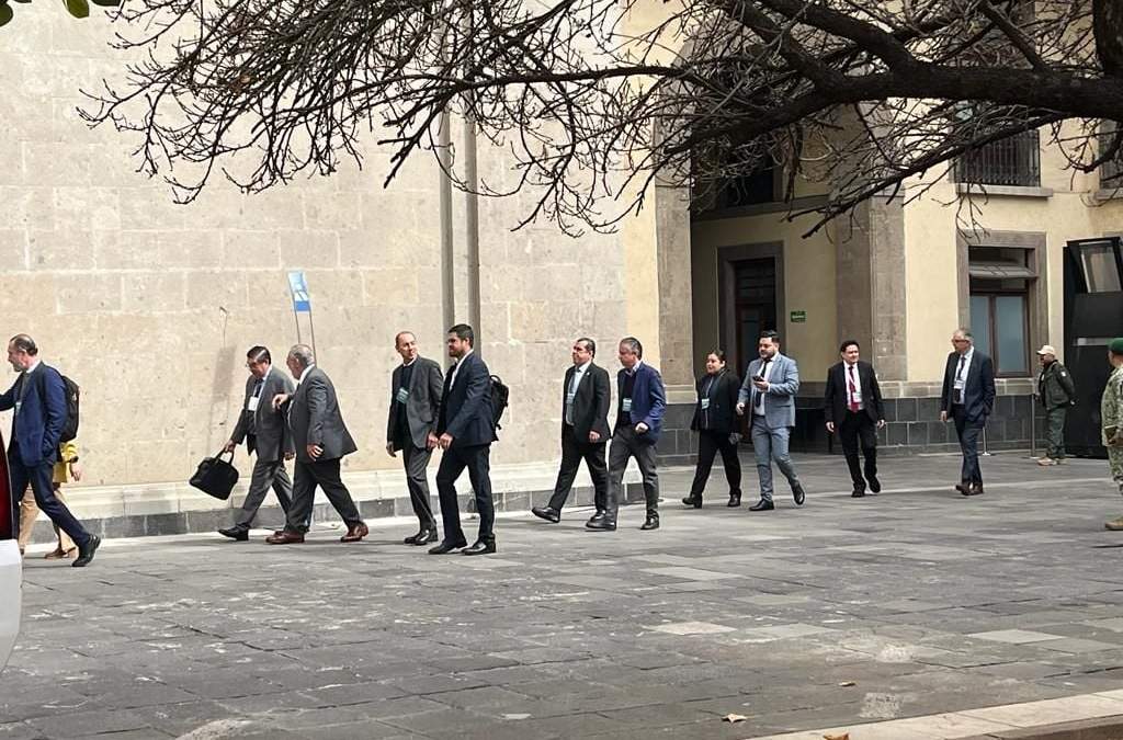 Gobernadores y sus equipos llegan a Palacio Nacional para una reunión con AMLO el 18 de enero de 2024