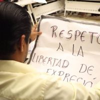 Vinculan a proceso a funcionario de Puebla por abuso de autoridad contra periodista