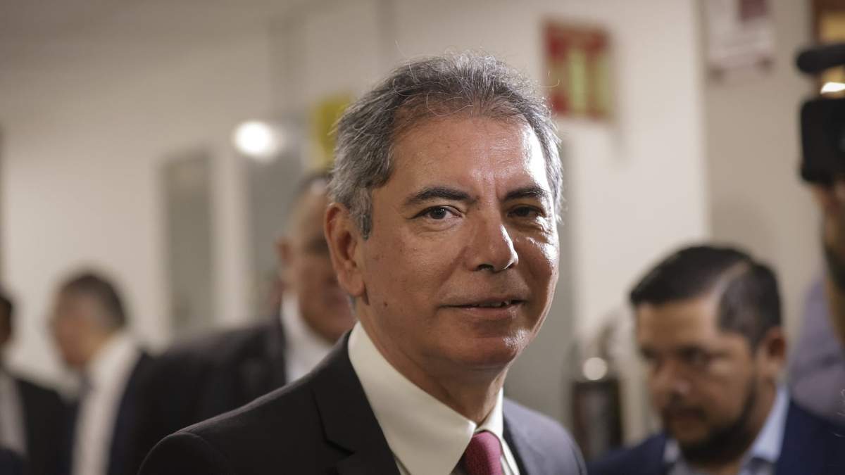 Édgar Amador Zamora, secretario de Hacienda