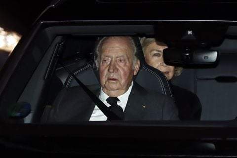 Tristes días para el rey emérito Juan Carlos.